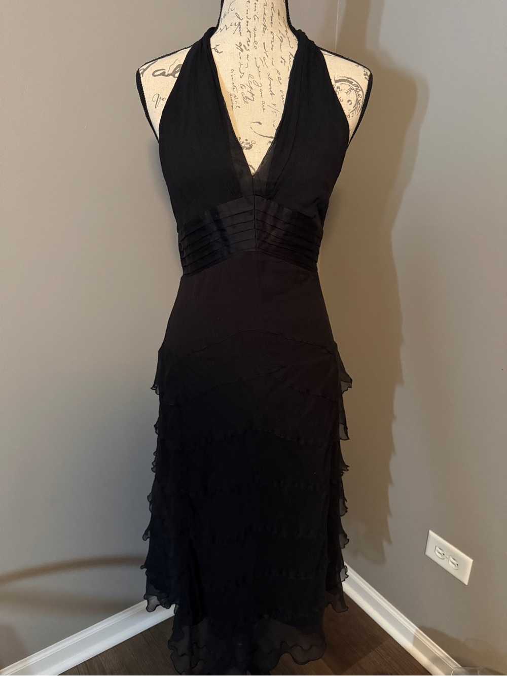 MAXAZRIA collection Classic Black Halter Evening Dress size 12
